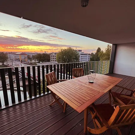 Luxurioeses 130qm Mit Balkon Im Zentrum,parkplatz * Heilbronn