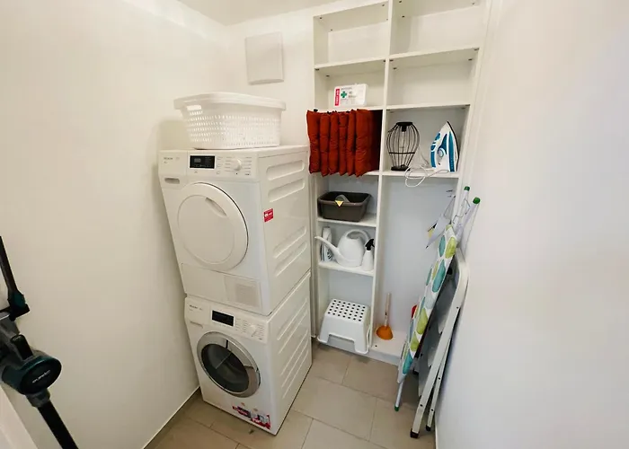 Appartement Luxurioeses 130qm Mit Balkon Im Zentrum,parkplatz Heilbronn