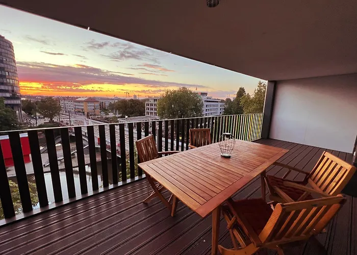 Luxurioeses 130qm Mit Balkon Im Zentrum,parkplatz * Heilbronn